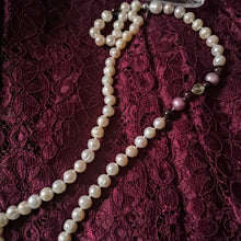 Load image into Gallery viewer, Pearl Asymmetric Necklace