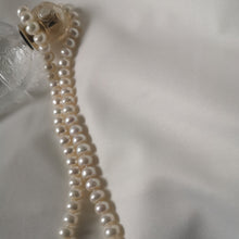 Load image into Gallery viewer, Classic Pearl Knotted Necklace
